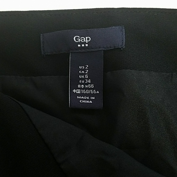 GAP Studded Black Mini Skirt side zip size 2 - Picture 4 of 7